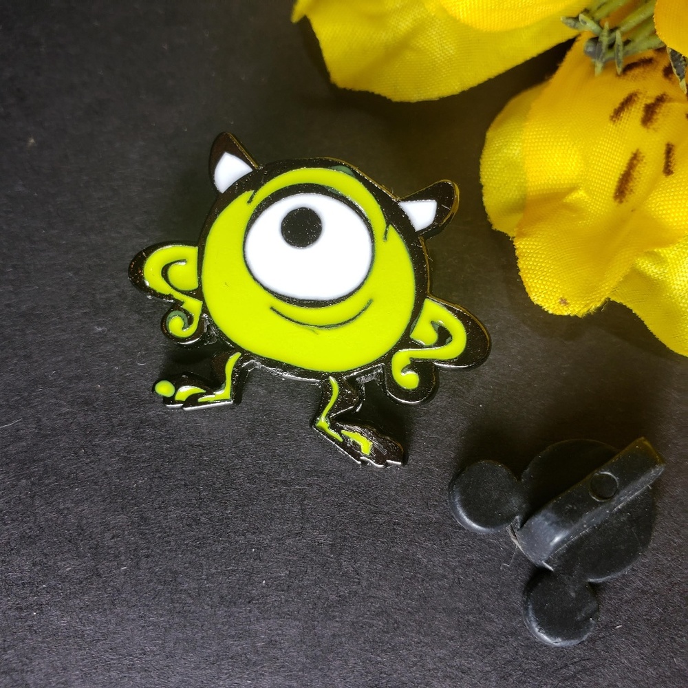 4/$25 Disney Mike Wazowski pin